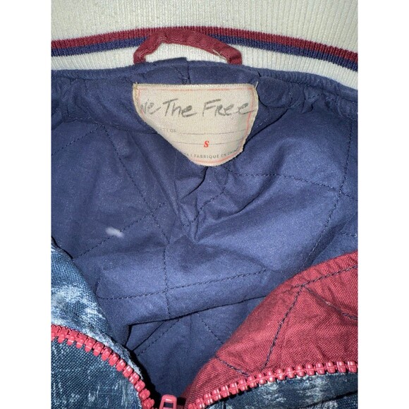 Free People Varsity Dreams Navy Quilted Ikat Print Bomber Jacket Size Small - Picture 4 of 4